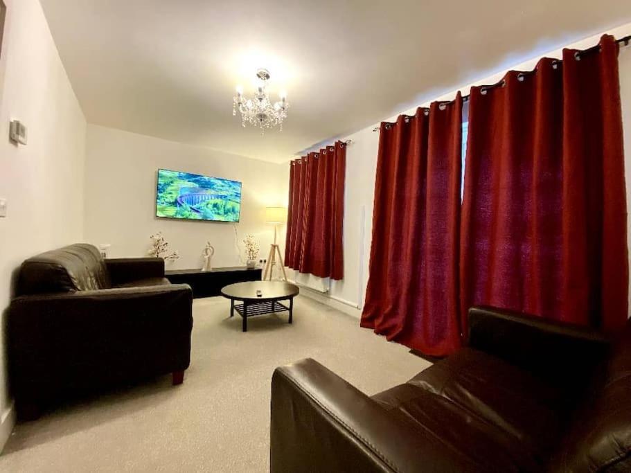 מנצ'סטר Uniquejoe Properties - 3 Bedroom מראה חיצוני תמונה
